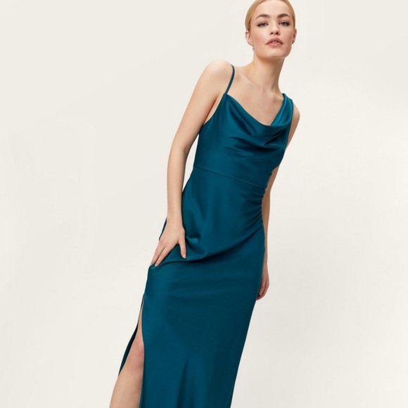 emerald green satin cowl neck maxi dress NWT LuLus Size L Exquisite Evening Emerald Green Satin Cowl Neck Maxi Dress